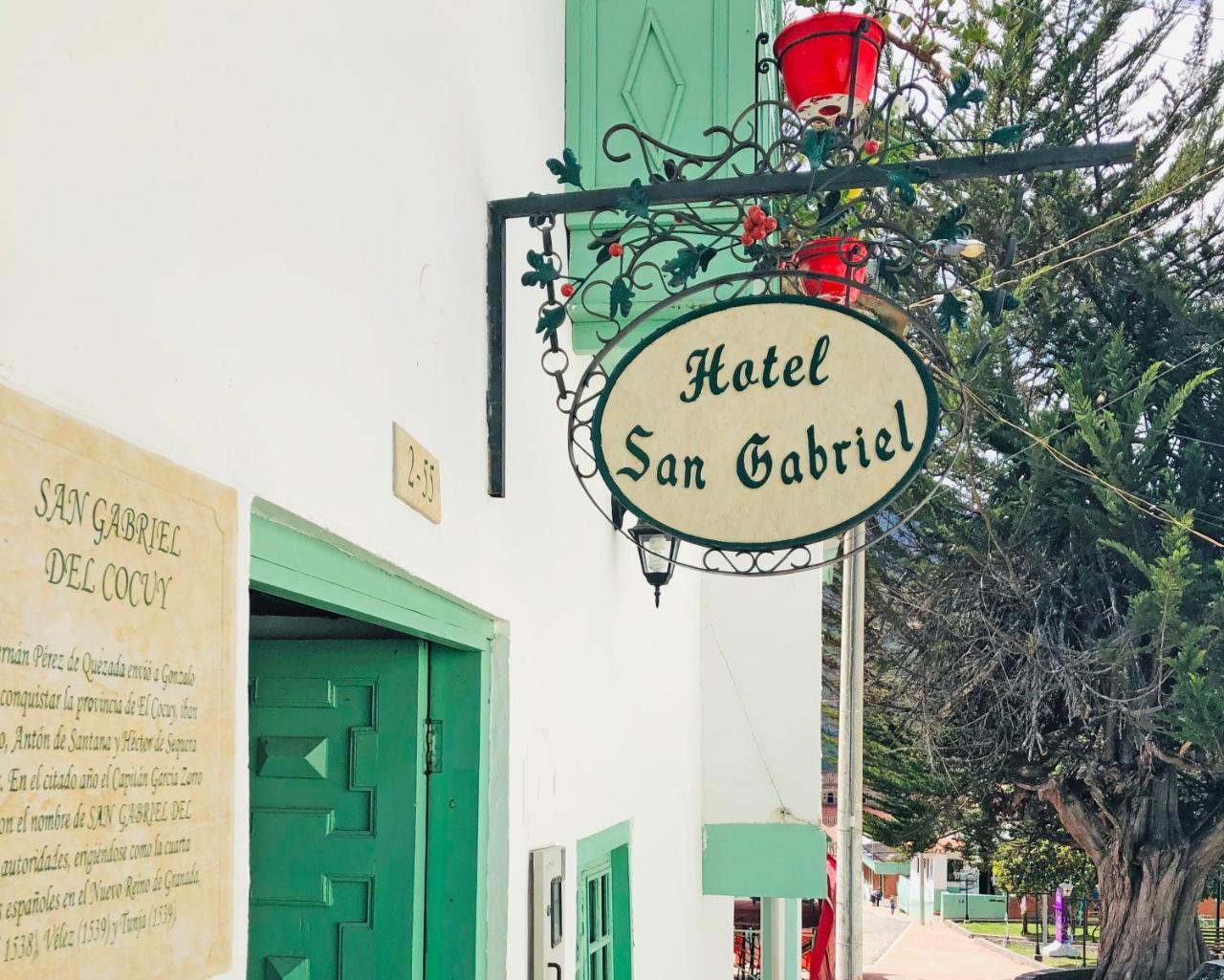 Hotel San Gabriel El Cocuy ภายนอก รูปภาพ